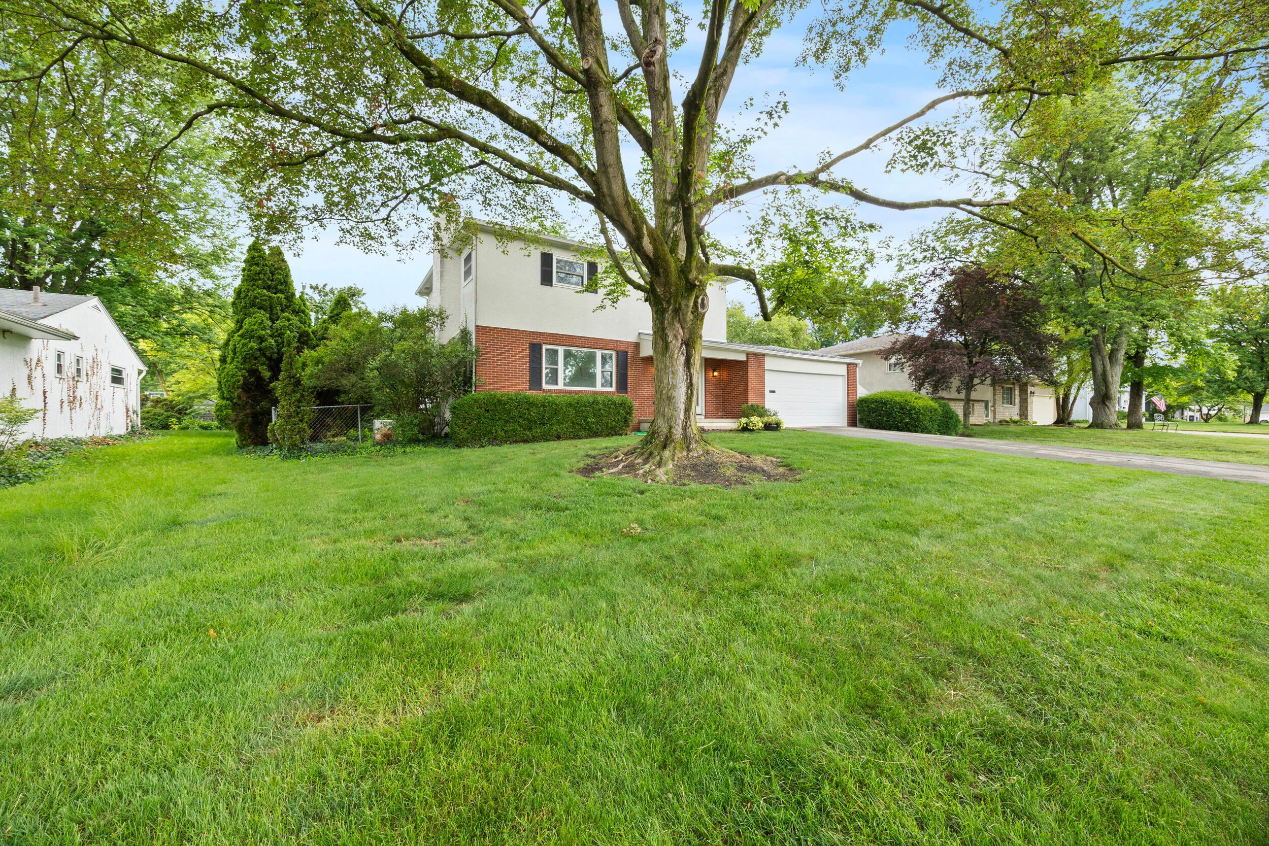 Property Photo: 2681 Montcalm Road OH 43221