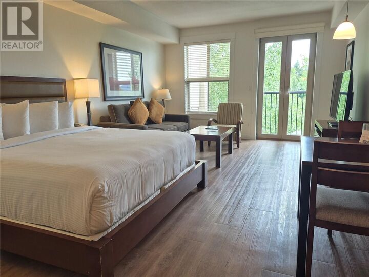 4200 Lakeshore Drive Drive 302 — photo 1