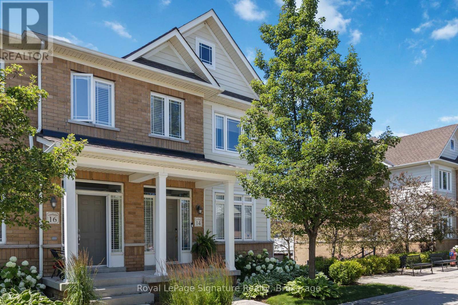 14 Montclair Mews  Collingwood ON L9Y 0J7 photo