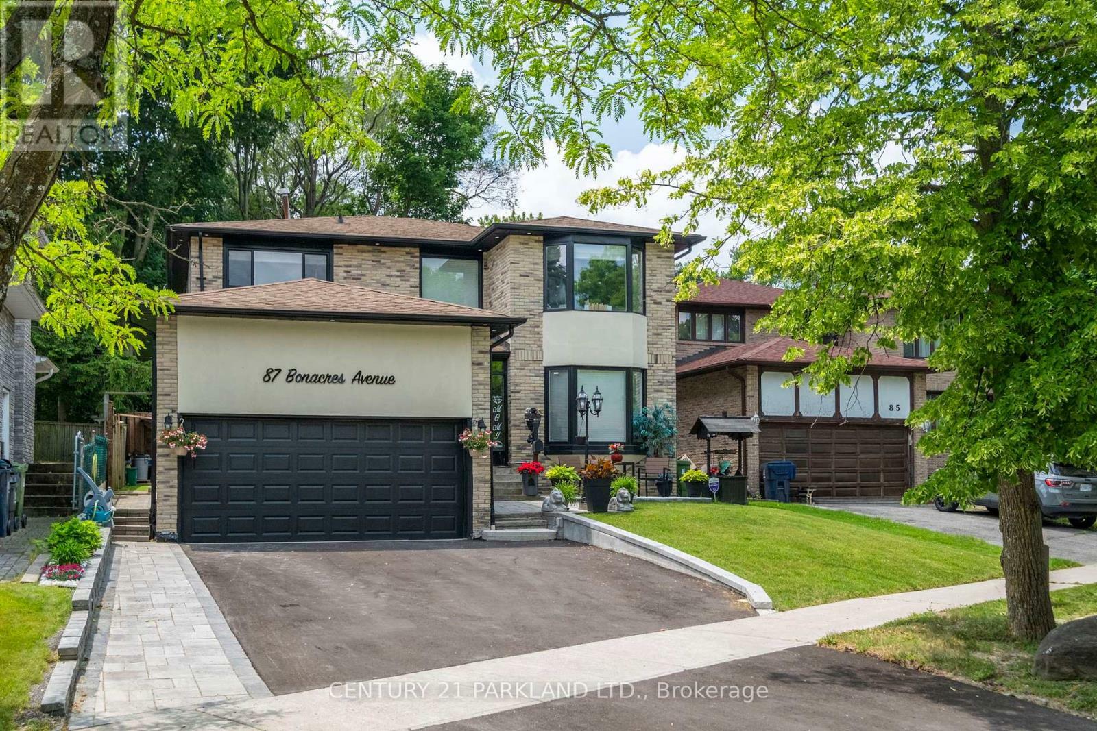 Property Photo: 87 Bonacres Avenue ON M1C 3B8