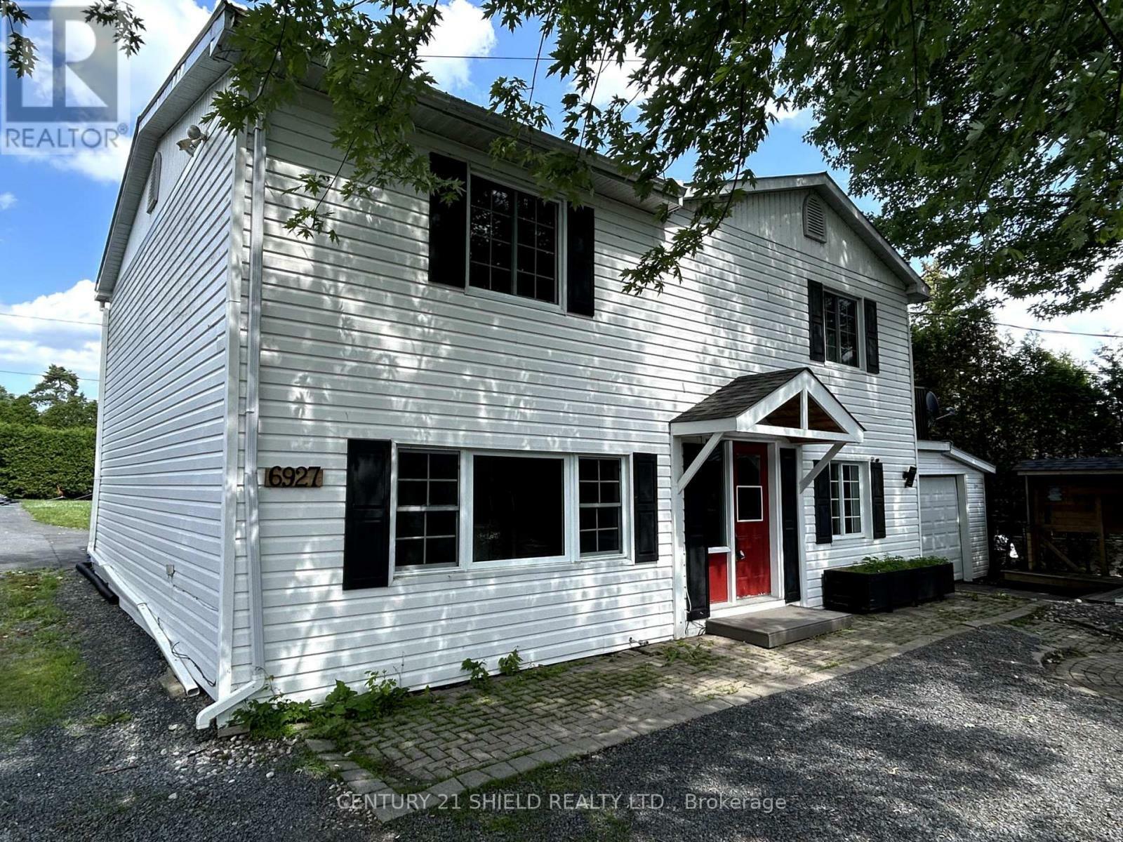 Property Photo: 6927 Salem Lane ON K6H 5R5