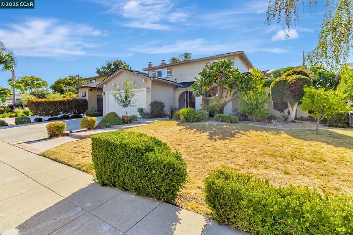 Property Photo:  960 Live Oak Dr  CA 95051 