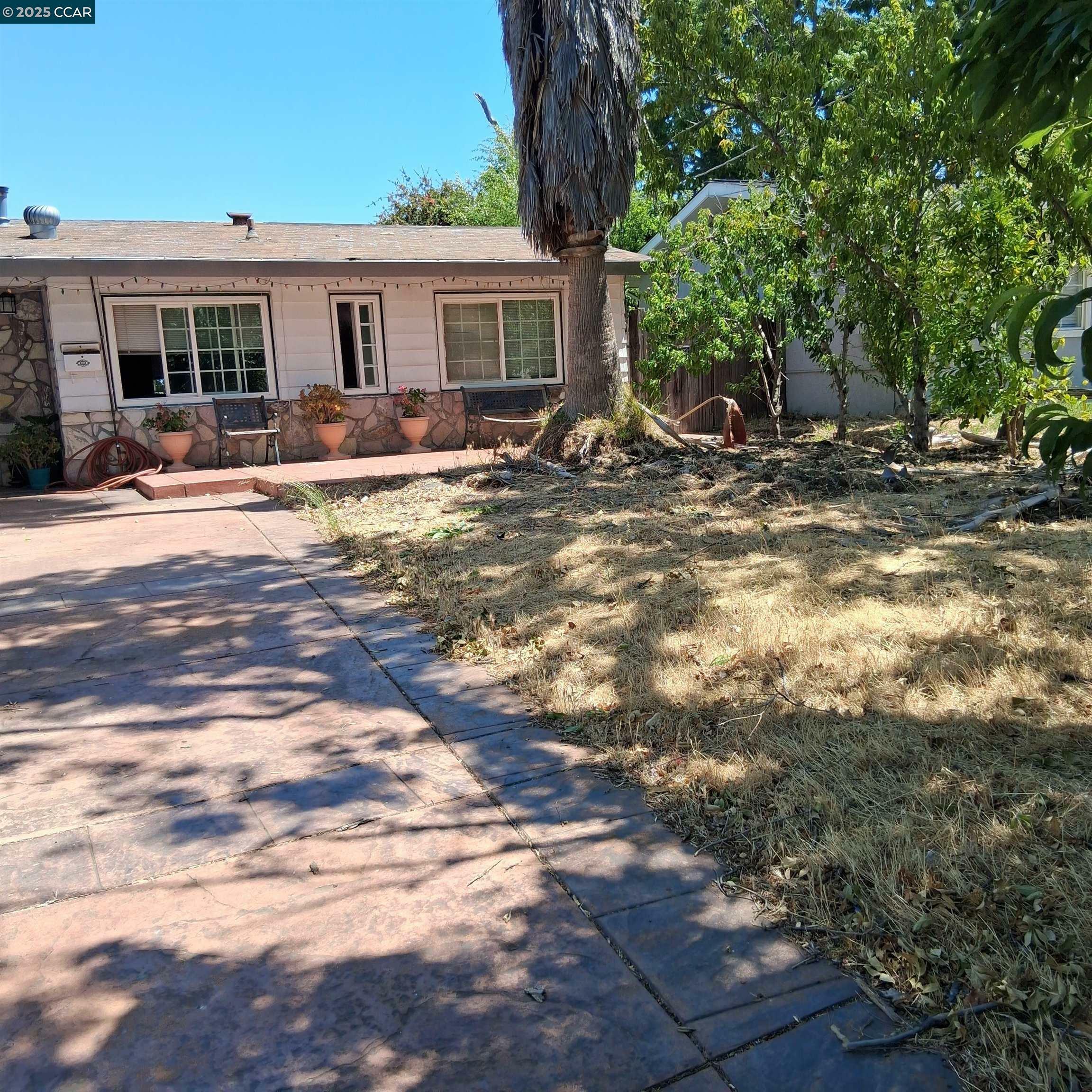 2164 Roskelley Dr  Concord CA 94519 photo