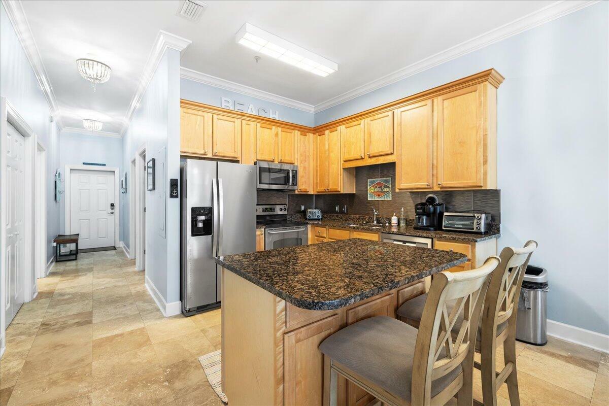 Property Photo: 231 Somerset Bridge Road Unit 1209 FL 32459