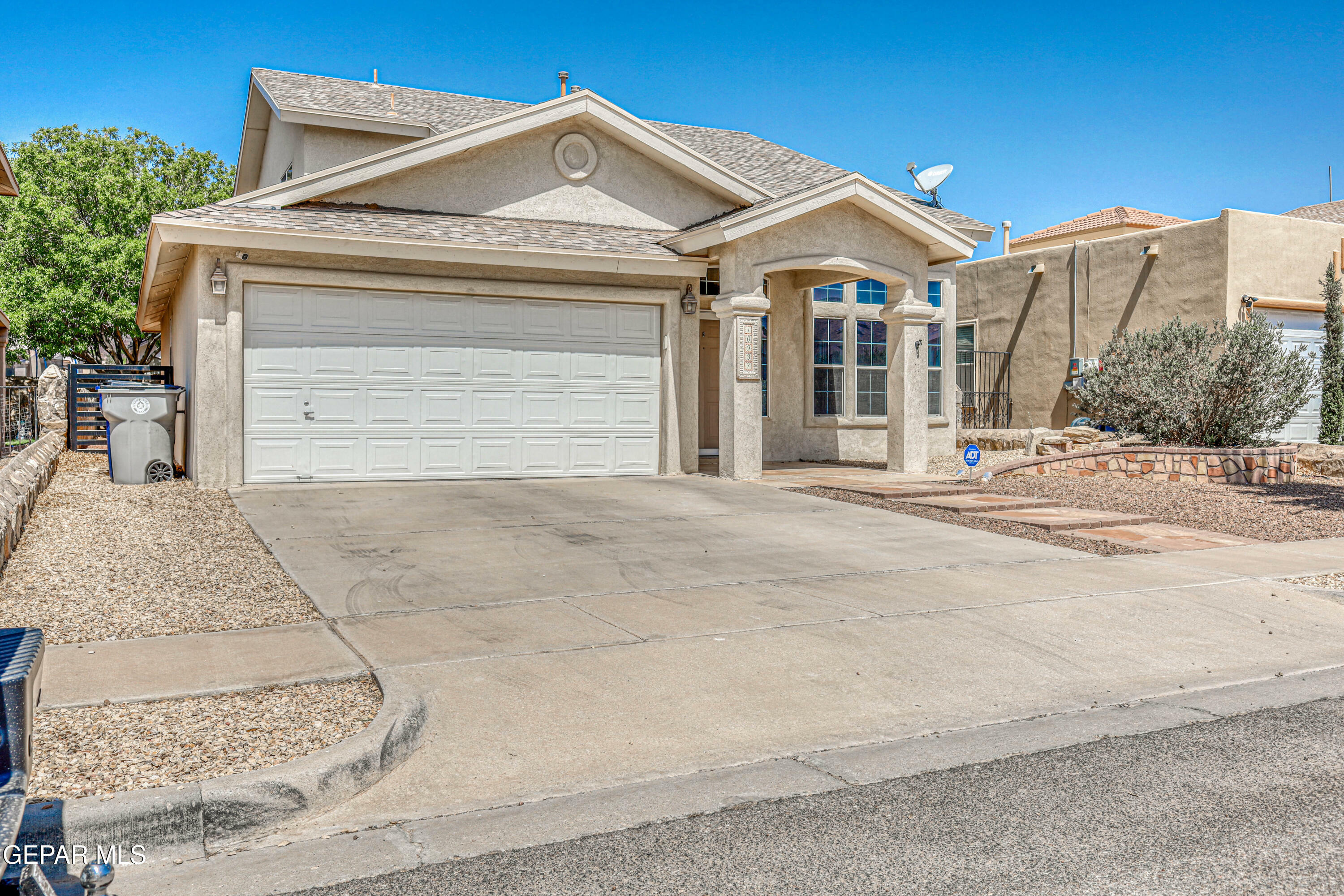 Property Photo: 10937 Acoma Street TX 79934