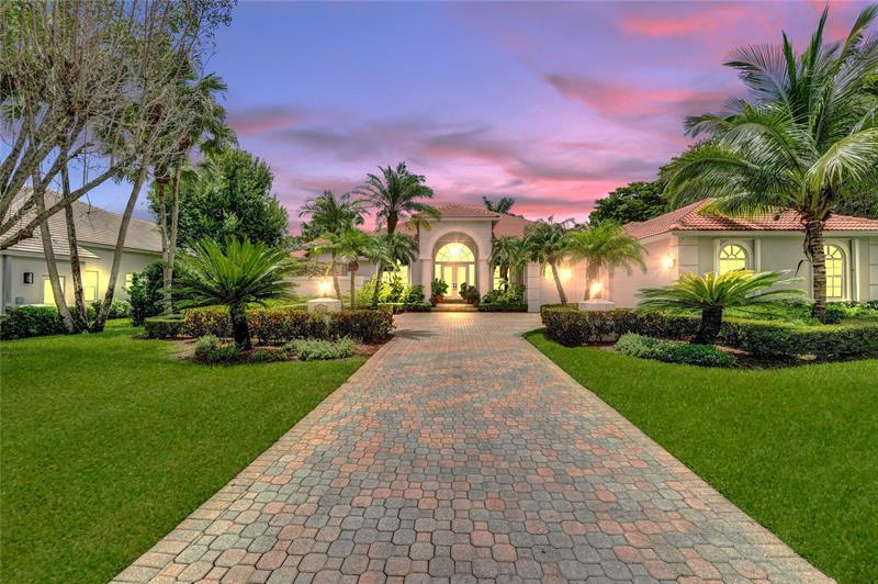 Property Photo: 2524 Princeton Ct FL 33327