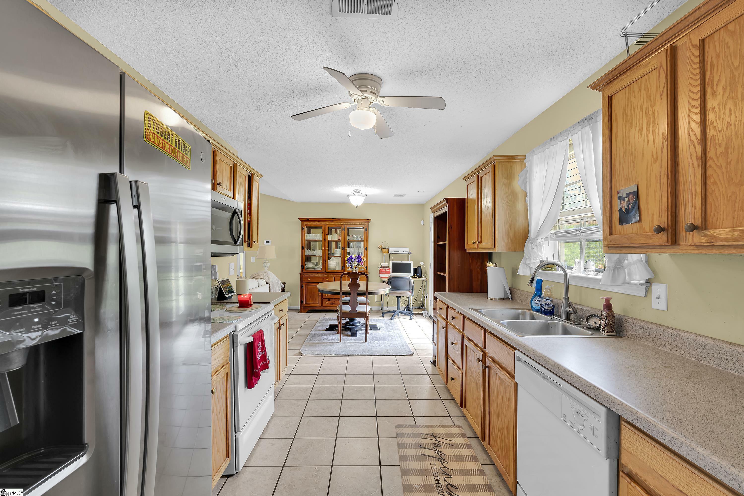 Property Photo: 361 Split Oak Lane SC 29346