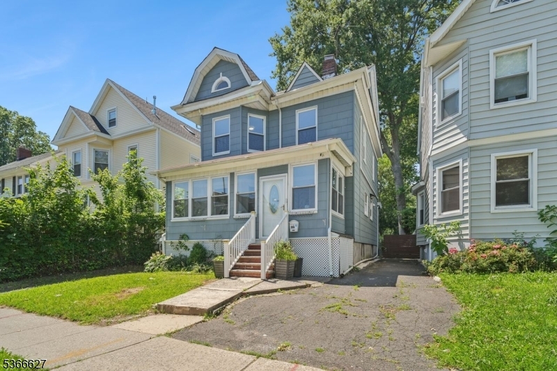 Property Photo: 137 Sanford St NJ 07018
