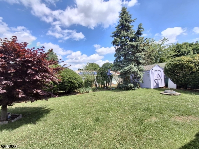 Property Photo:  85 Pinetree Dr  NJ 08859 