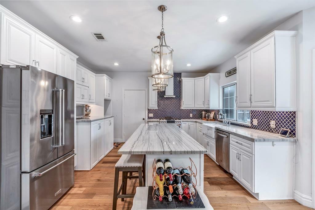 Property Photo: 4903 Fern Street TX 77401