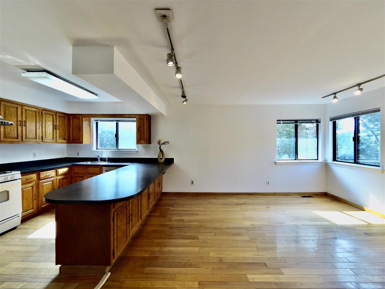 Property Photo:  380 Whimbrel Lane  NJ 07094 