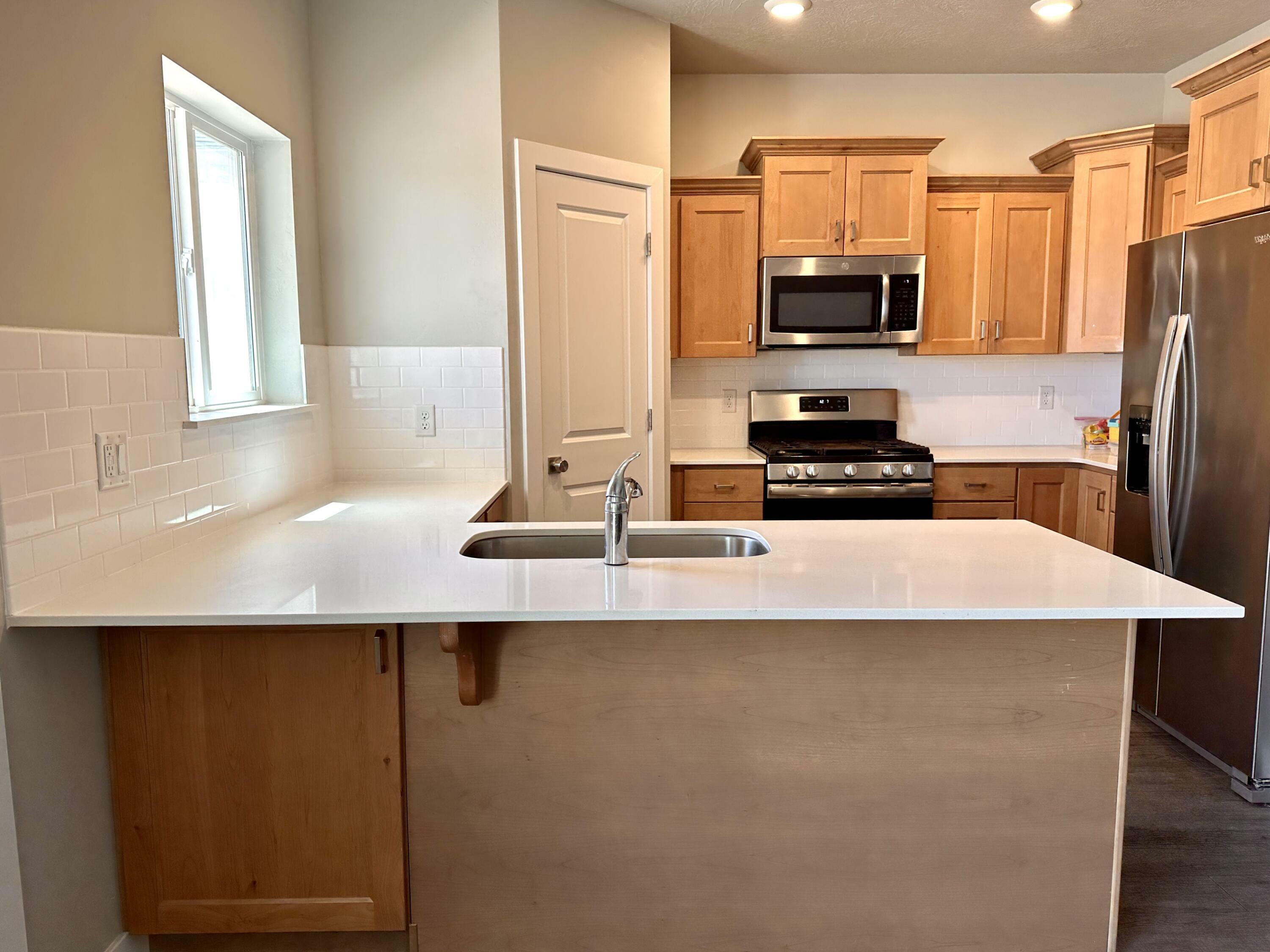 Property Photo: 3076 N 275 E UT 84721