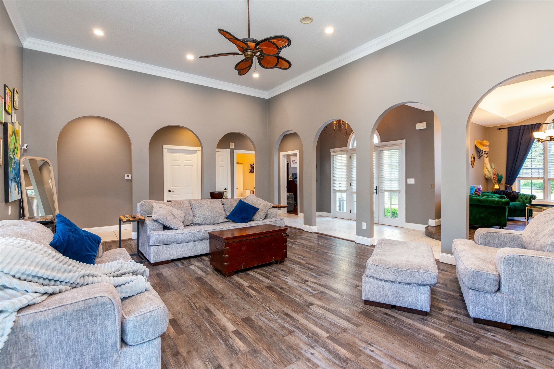 Property Photo: 1631 Jonathan Drive IA 50501
