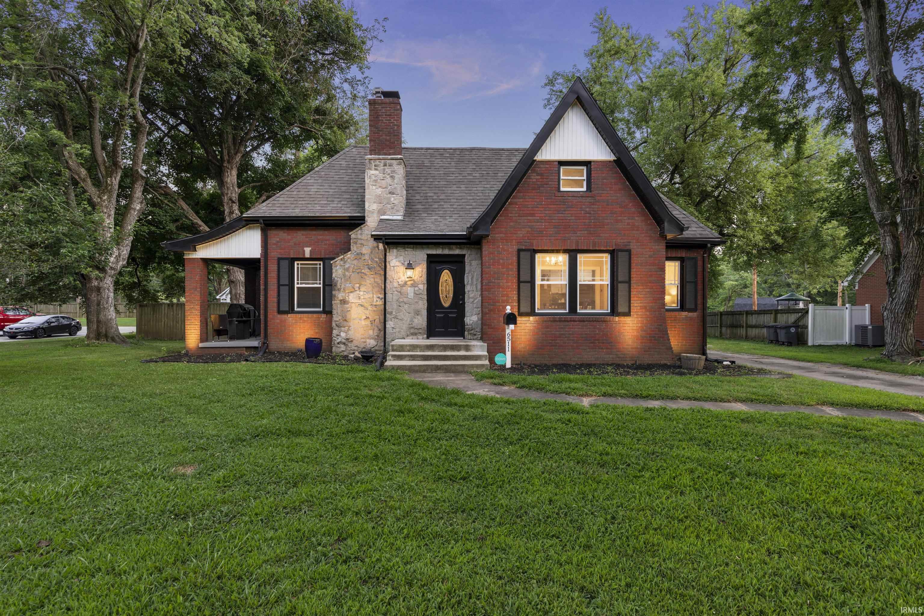Property Photo: 6511 Washington Avenue IN 47715