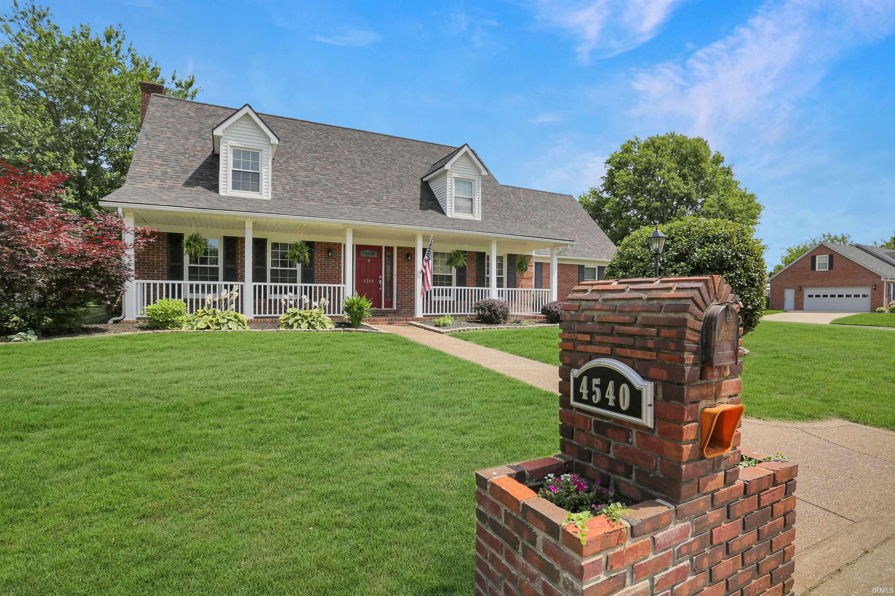 4540 Huntington Place  Evansville IN 47725 photo