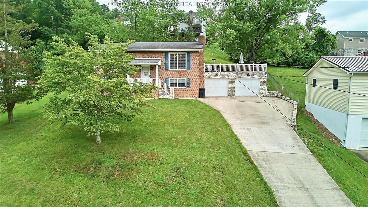 Property Photo:  310 Crestview Drive  WV 25302 