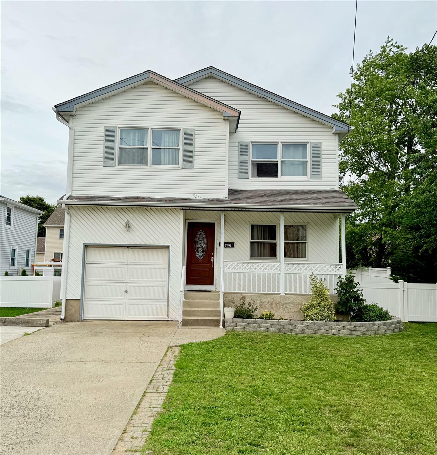 Property Photo:  467 Scranton Avenue  NY 11563 