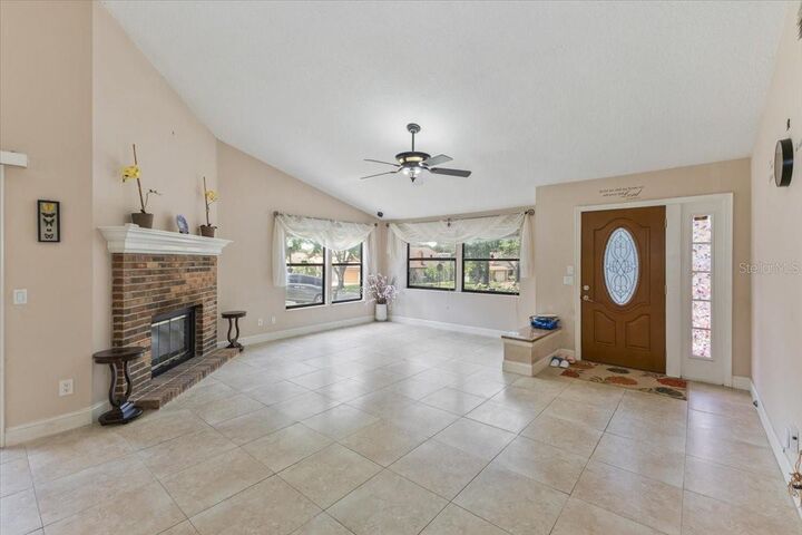 Property Photo:  7263 Spring Villas Circle  FL 32819 