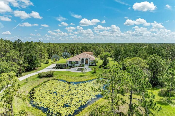 Property Photo: 20207 71st Avenue E FL 34211