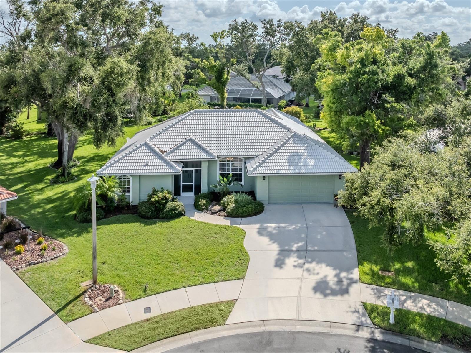 Property Photo:  337 Meadow Beauty Court  FL 34293 