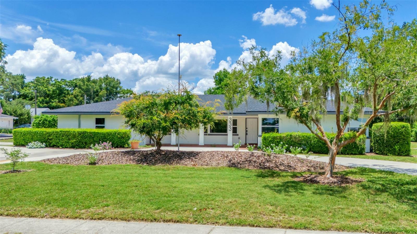 Property Photo: 333 Lake Otis Drive SE FL 33880