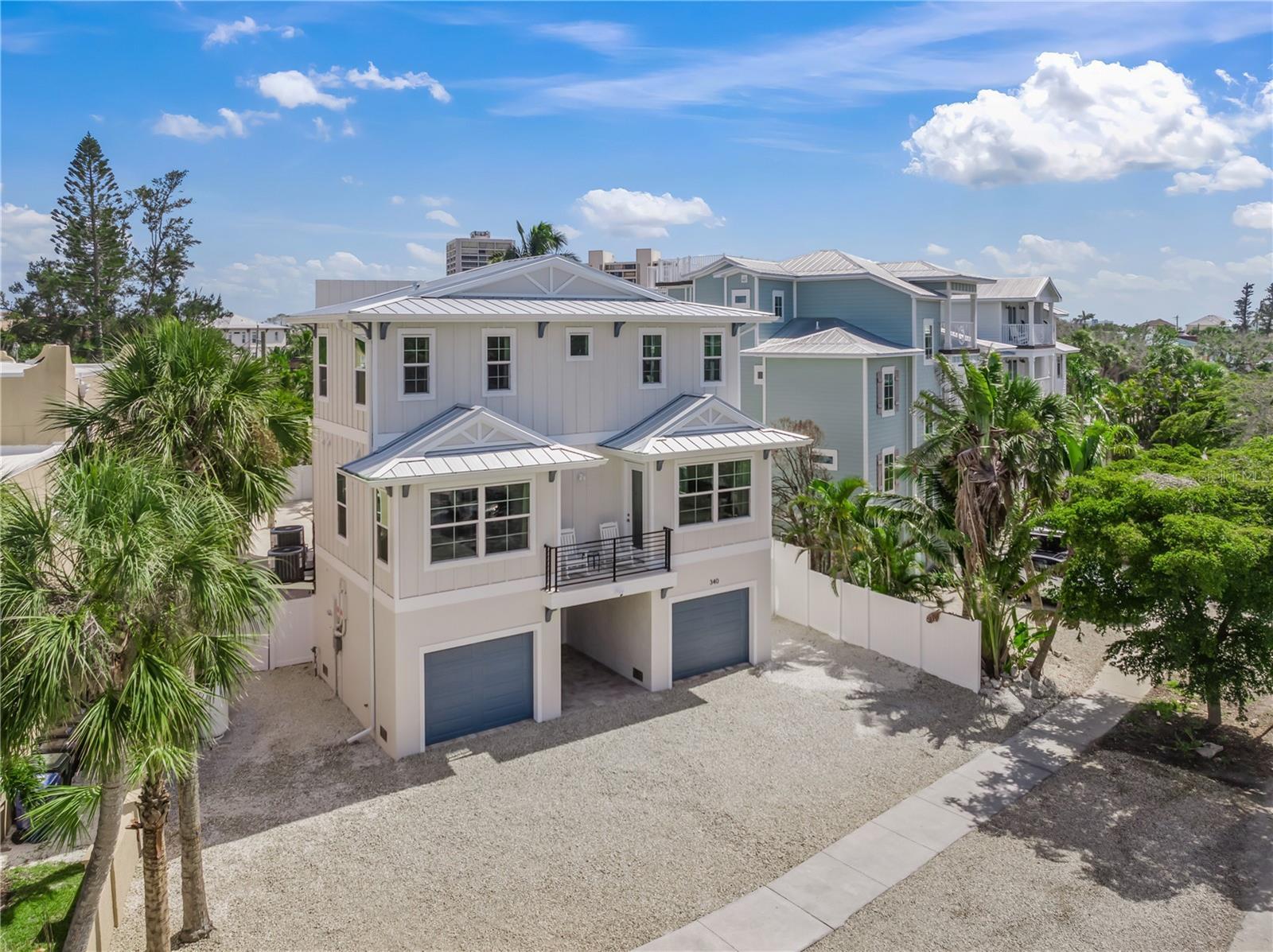 340 Avenida De Mayo  Sarasota FL 34242 photo