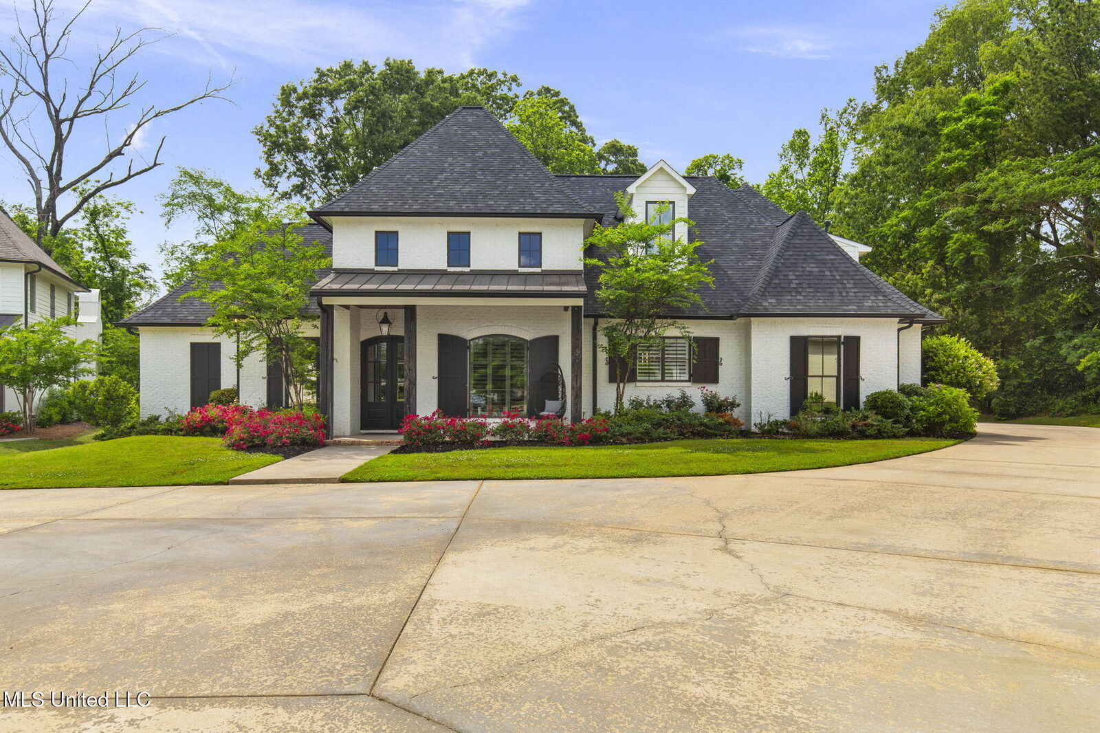 Property Photo:  302 Covington Cove  MS 39110 