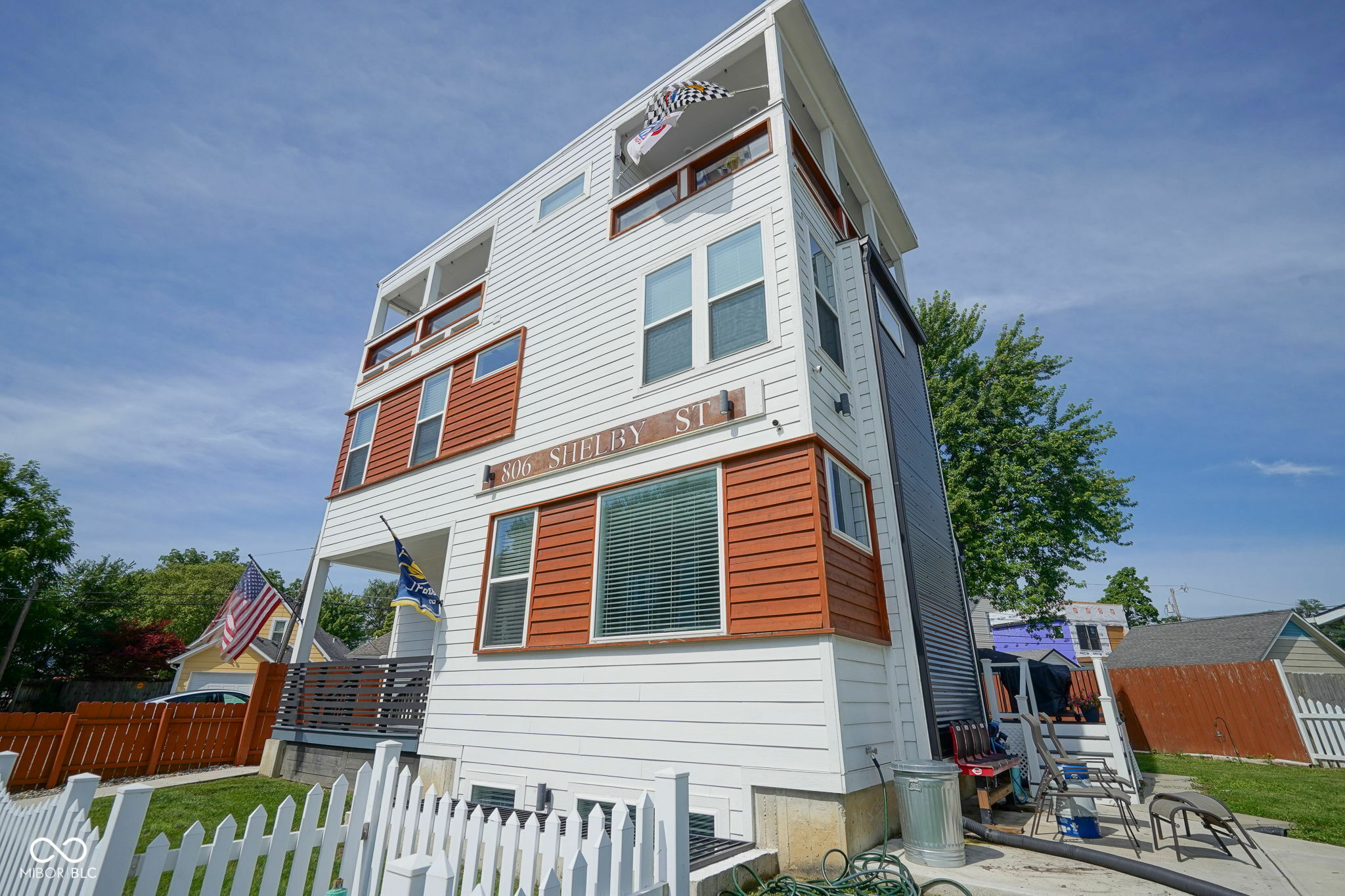 806 Shelby Street  Indianapolis IN 46203 photo