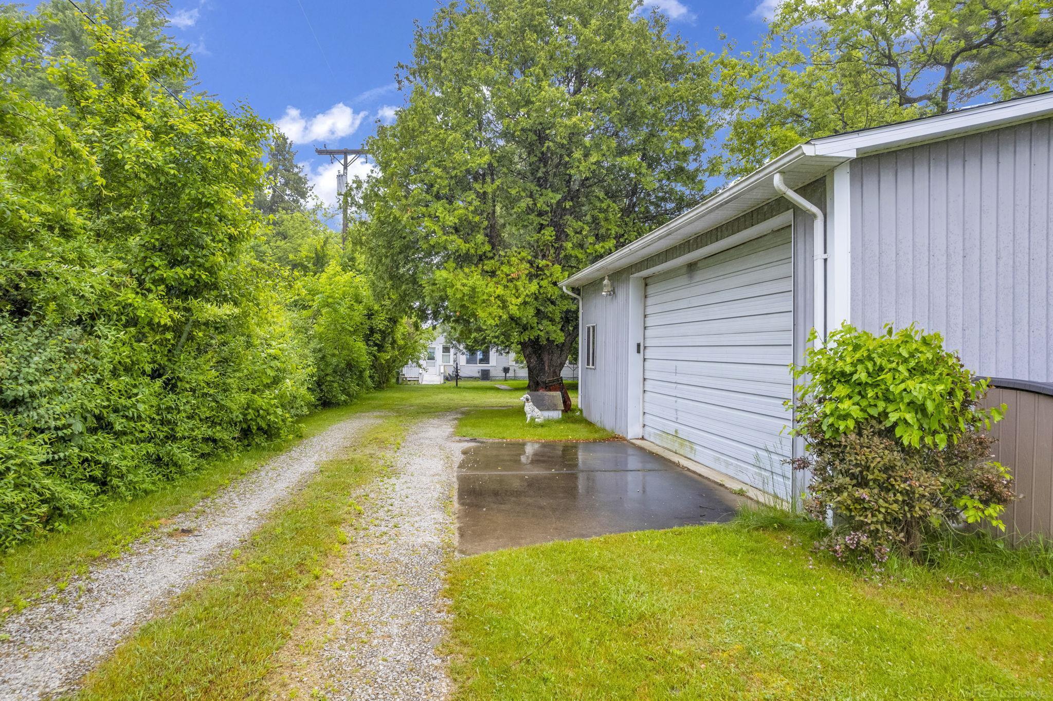 Property Photo: 1159 S Lakeshore Road MI 48419