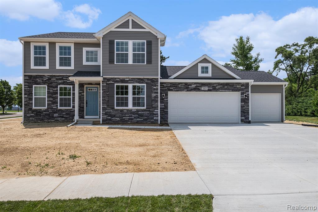 Property Photo: 1013 Lancaster Street MI 48446 4406