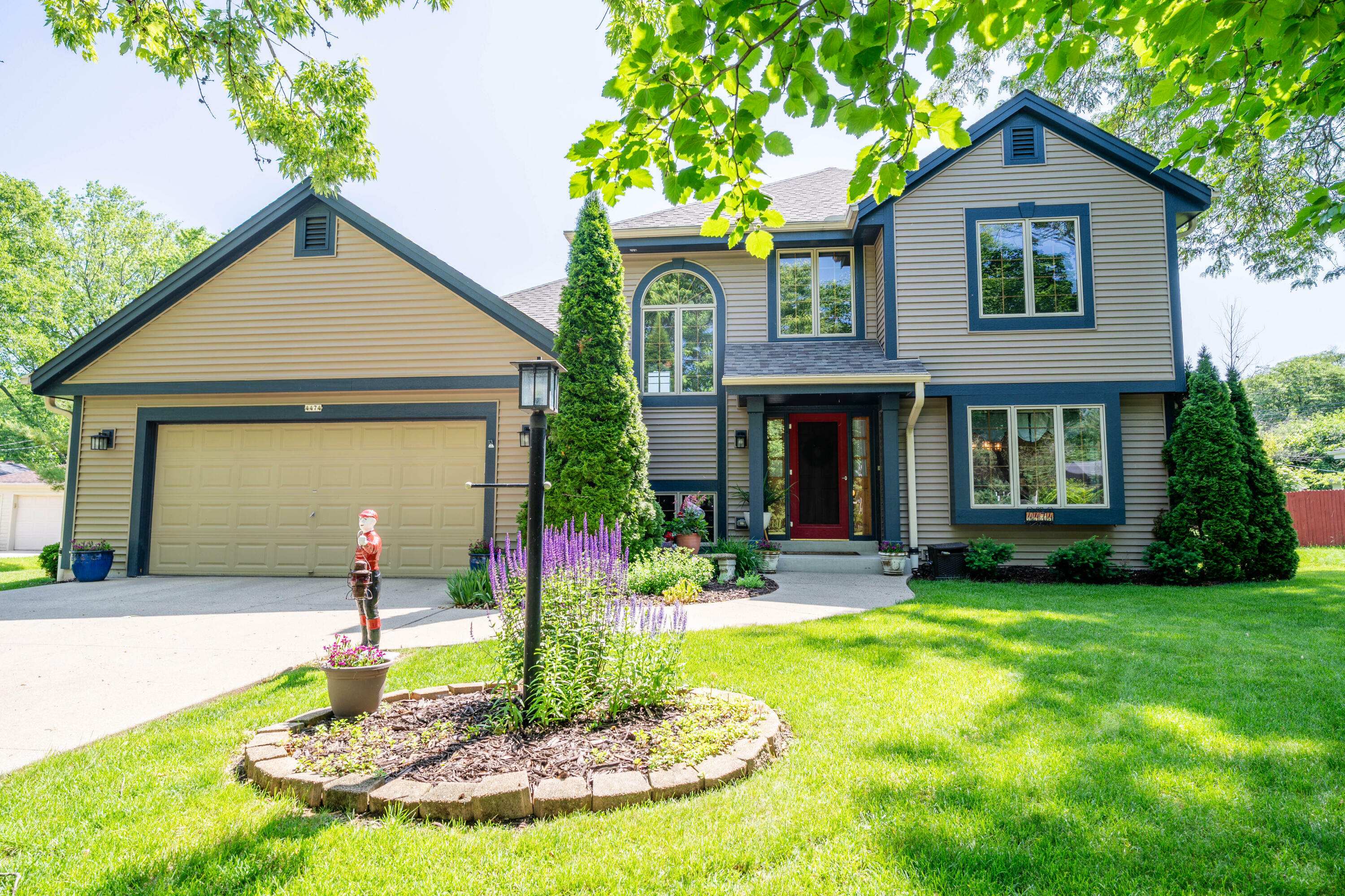 Property Photo: 4474 N 107th St WI 53225