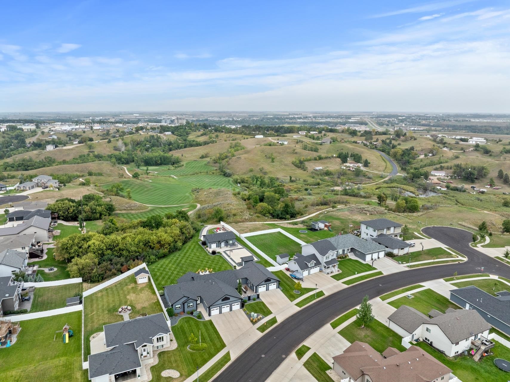 Property Photo: 2009 35th Ave SE ND 58701
