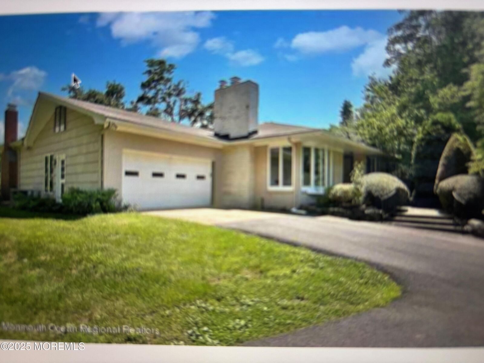 Property Photo:  5 Whipporwill Valley Road  NJ 07716 