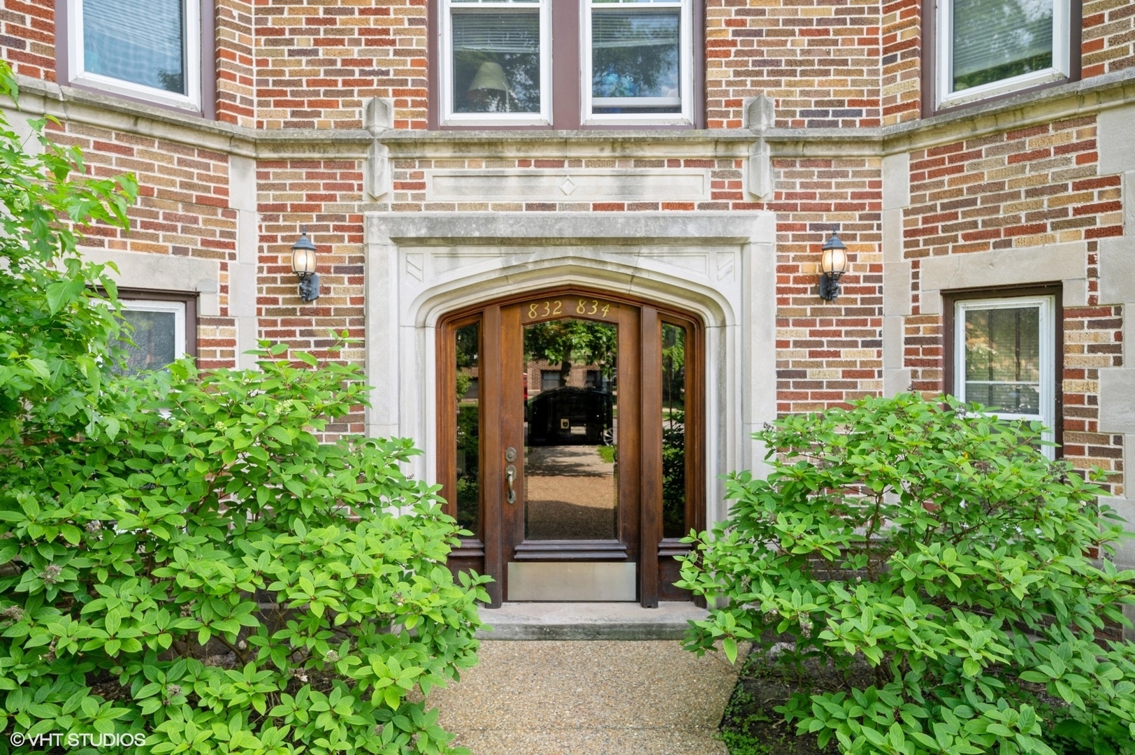 Property Photo:  832 Washington Street 2E  IL 60202 