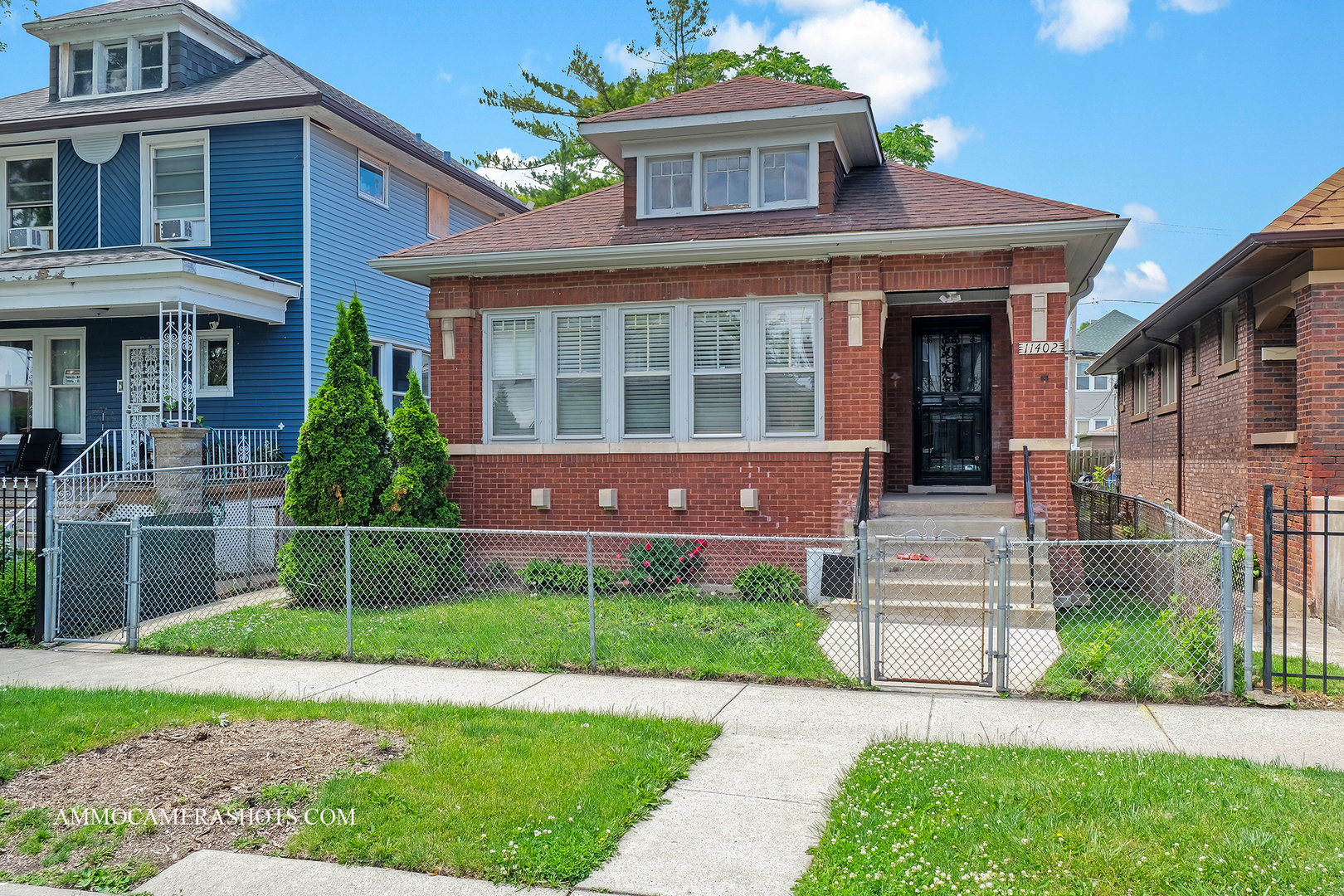 Property Photo: 11402 S Calumet Avenue IL 60628