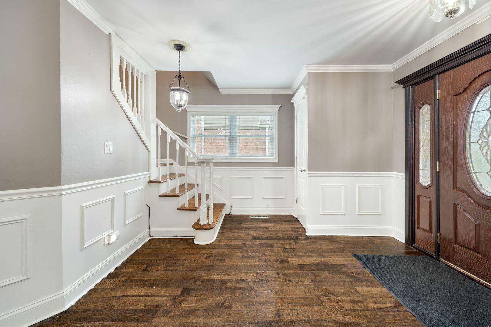 Property Photo:  5605 S Nordica Avenue  IL 60638 