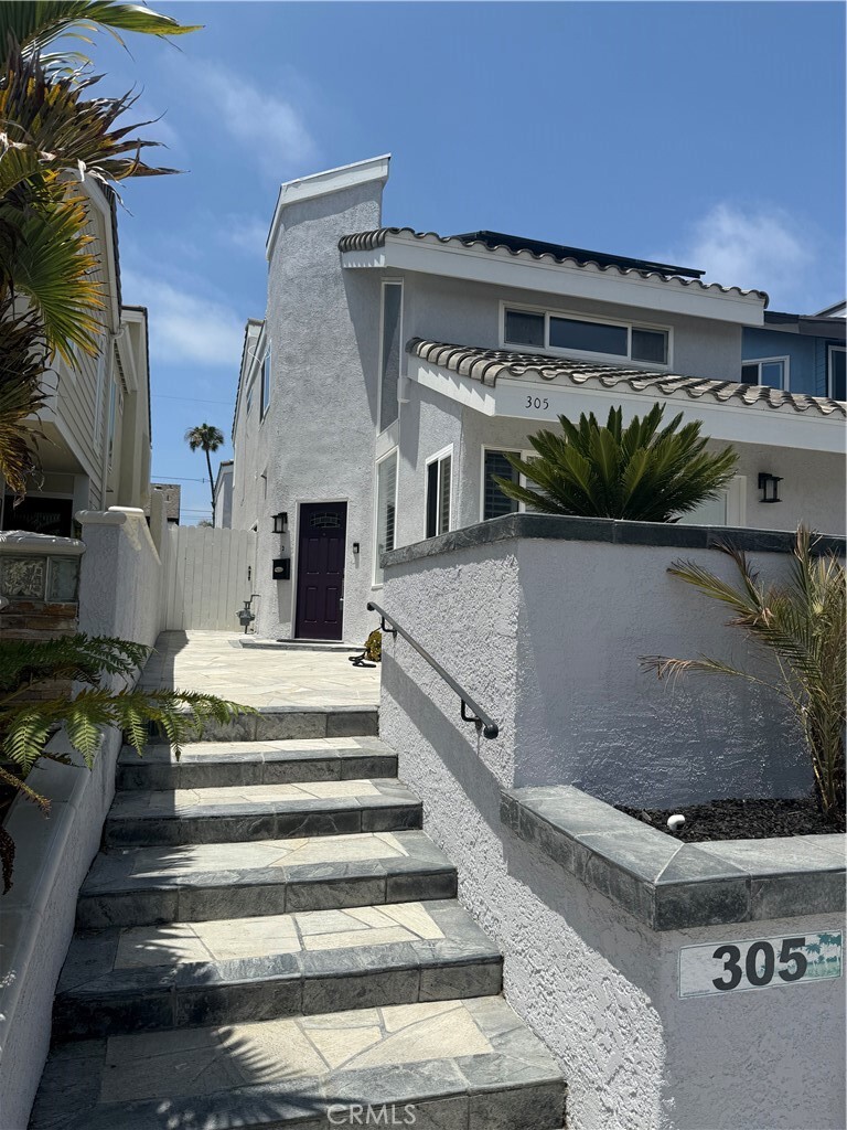 305 21st Street  Huntington Beach CA 92648 photo