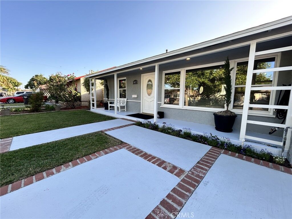 Property Photo:  14033 Sylvanwood Avenue  CA 90650 