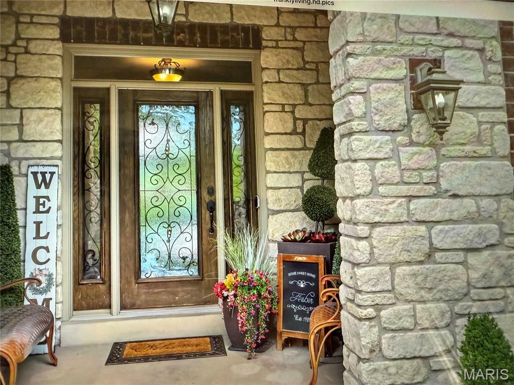 Property Photo: 259 Meadowbrook Country Club Estate MO 63011