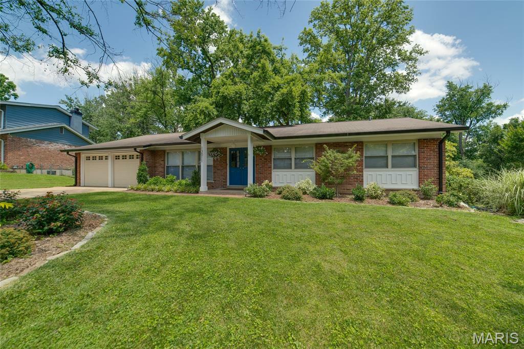 Property Photo: 13011 Ambois Drive MO 63141
