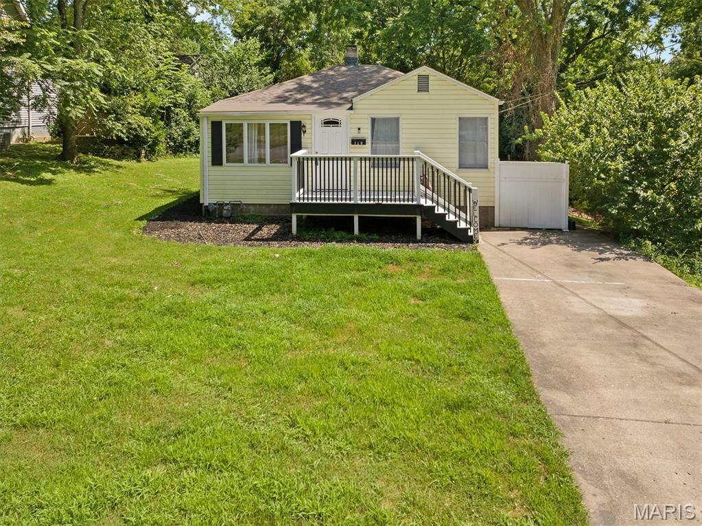 Property Photo: 120 W Washington Street IL 62234