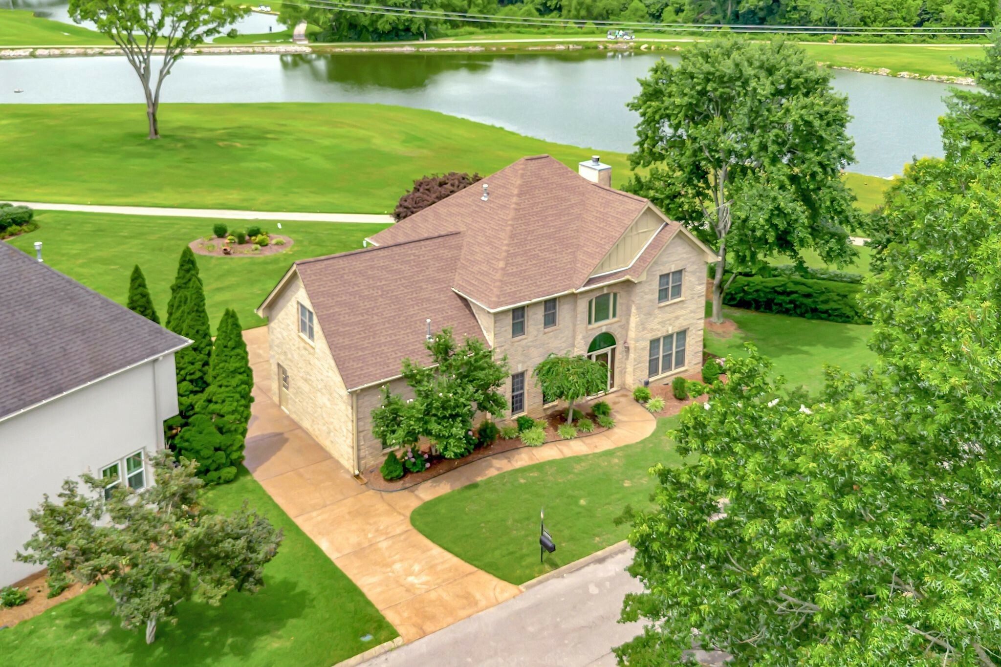 Property Photo:  395 Glendower Pl  TN 37064 