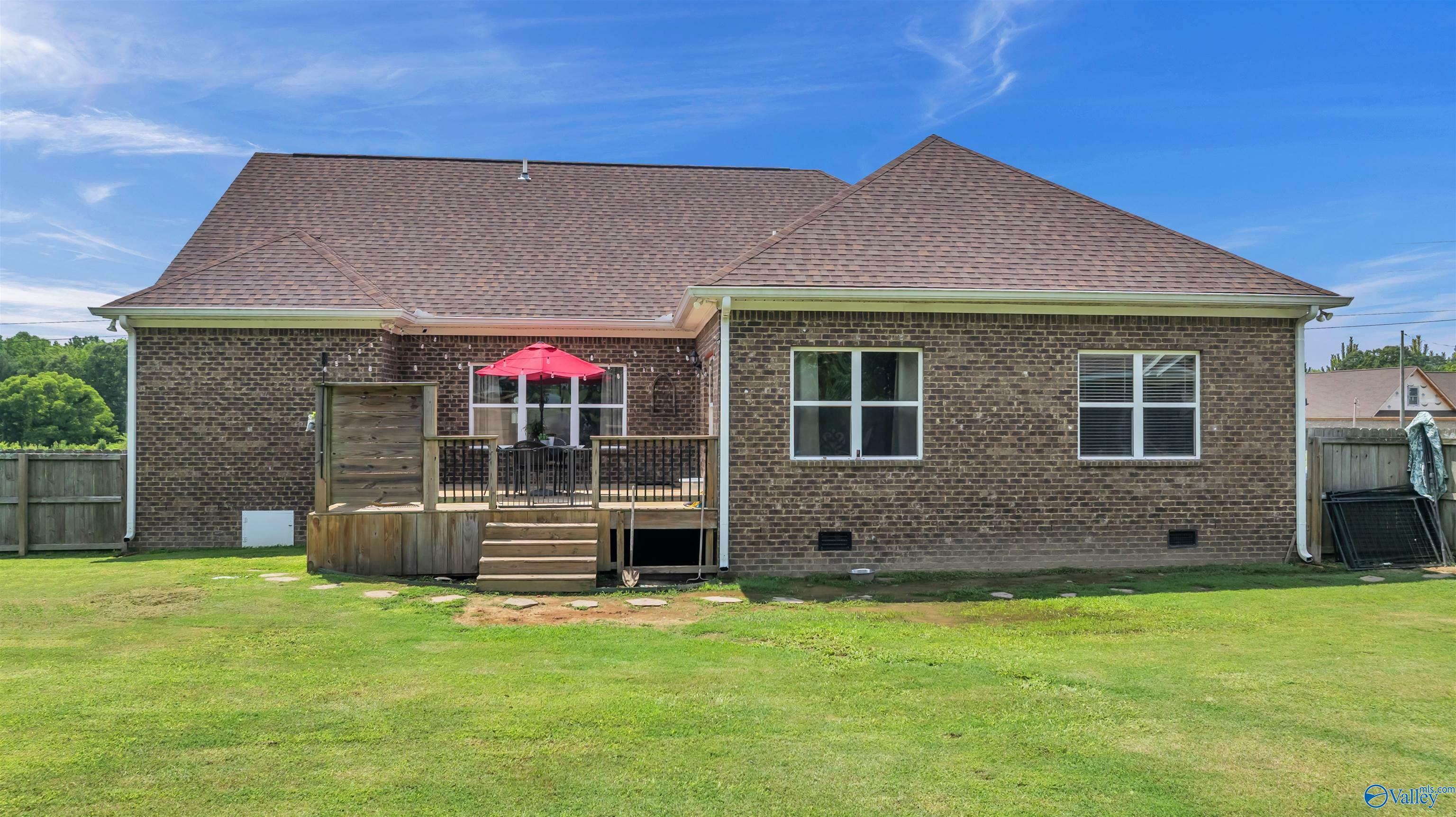Property Photo: 505 Kitchens Drive AL 35016