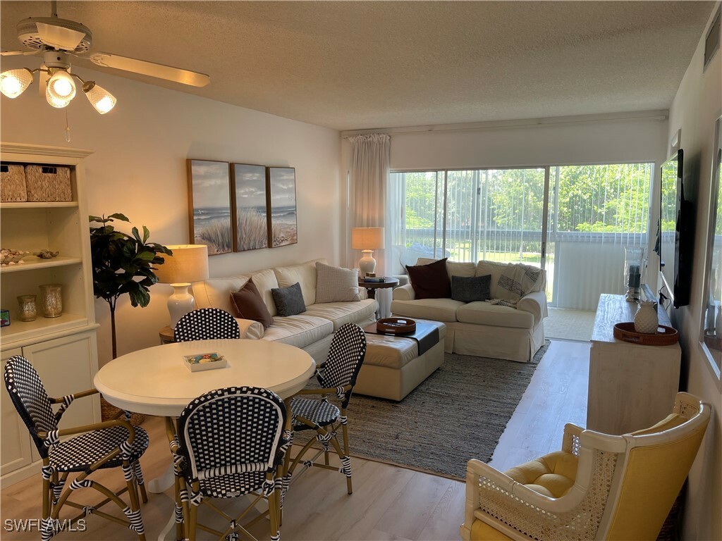 Property Photo:  440 Broad Avenue S H440  FL 34102 