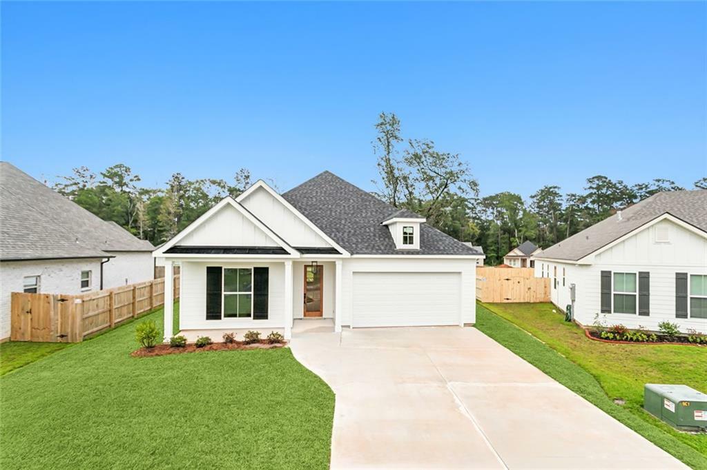 Property Photo: 3056 Red Admiral Drive LA 70433