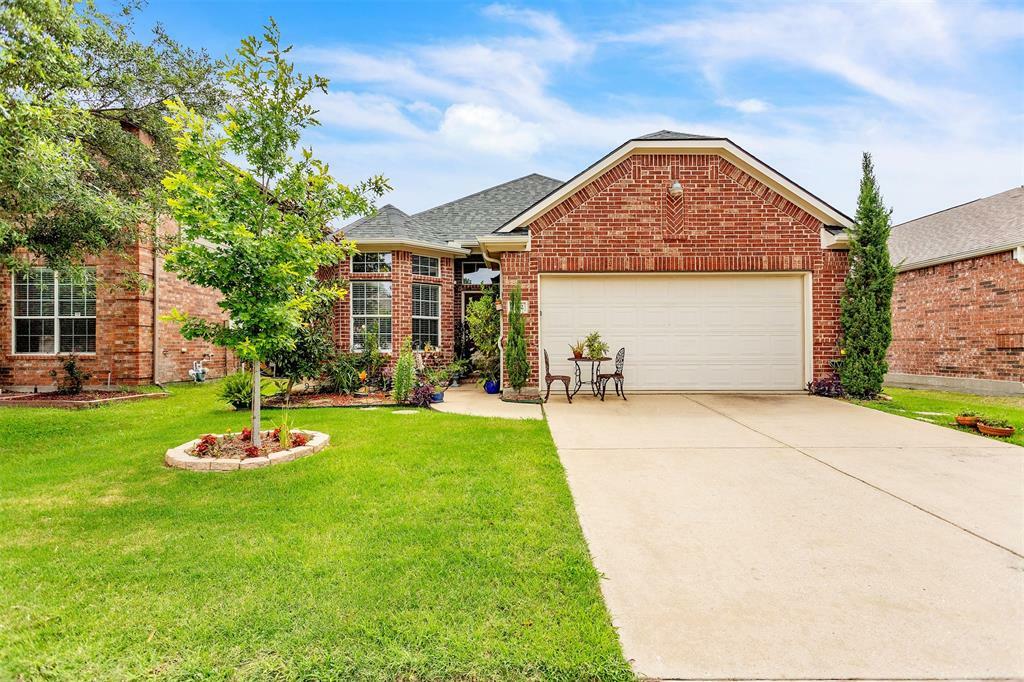 Property Photo: 7112 Middleburg Drive TX 75074