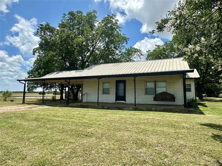 Property Photo:  6447 County Road 24900  TX 75421 