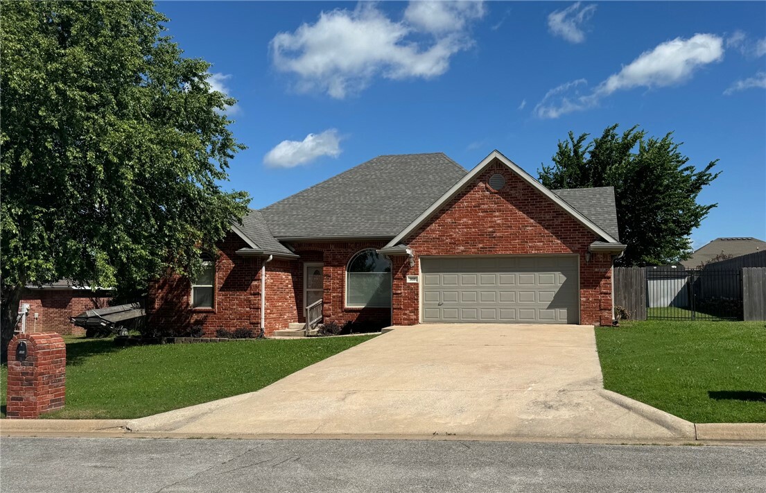 808 Herron Street  Prairie Grove AR 72753 photo