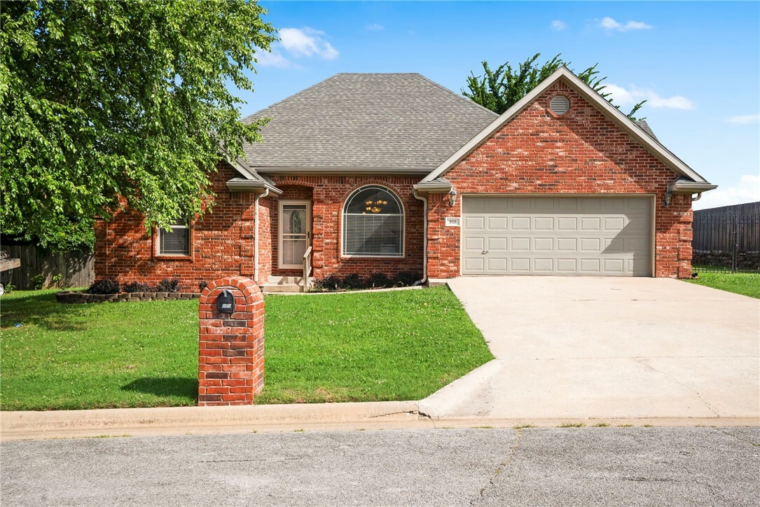 808 Herron Street  Prairie Grove AR 72753 photo
