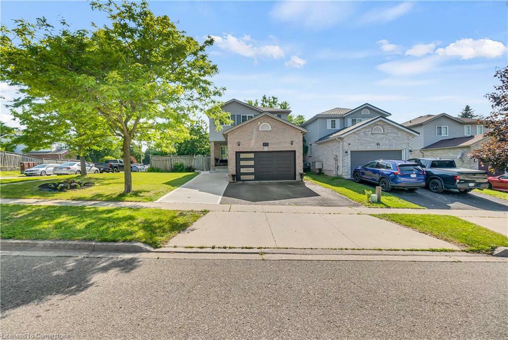 Photo de la propriété: 40 Alderson Drive ON N3C 4C5